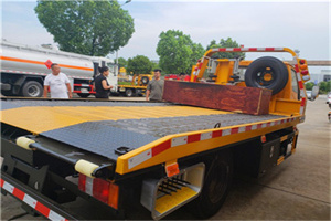 田林附近拖车电话号码服务